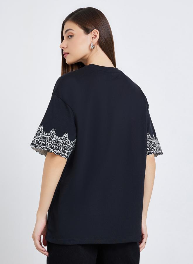 Styli Women Black Embroidered Sleeve Oversized T-Shirt - Image 4